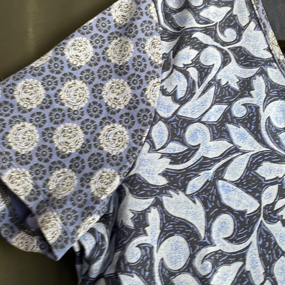 Liz Claiborne top short sleeve v neck leafy design Sz 1XL - Picture 7 of 7